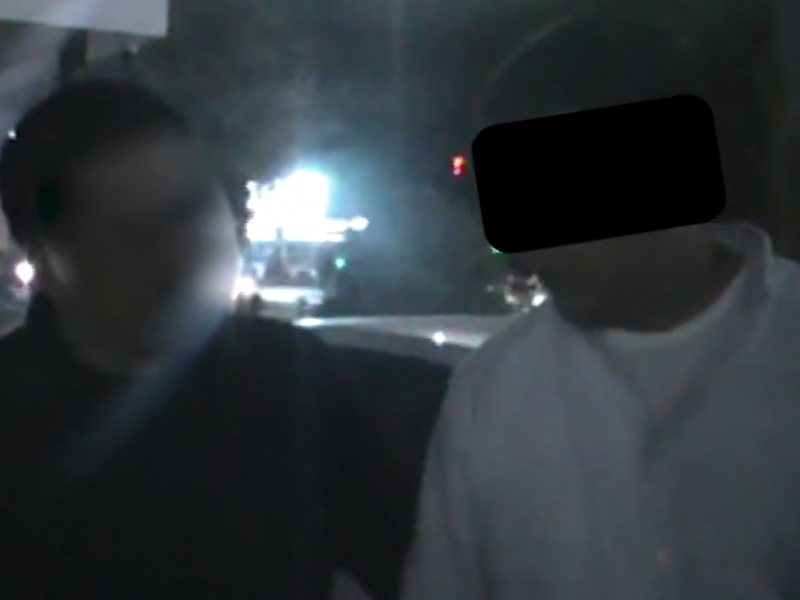 Namanganda vazirlik xodimlari 15 ming dollar bilan qo‘lga tushdi (video)