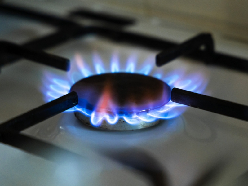 New liquefied gas supply system: needy families receive compensation