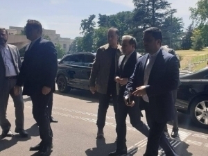 Ароқчи Европа ТИВ раҳбарлари билан учрашиш учун Женевага борди (видео)
