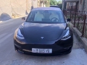 Tesla of a citizen committing about 200 violations was impounded in Tashkent