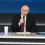 Putin Rossiyada yonilg‘i taqchilligi borligini tan oldi