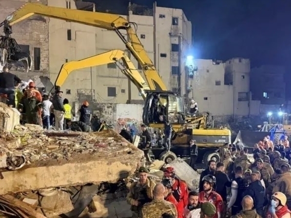 Livanda bino qulashi oqibatida 9 kishi halok bo‘ldi (video)