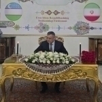 Nurdinjon Ismoilov Xomanaiyning xotira daftarini imzoladi