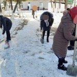 O‘qituvchi xor – kuradi qor. Angrenda nima bo‘ldi? (video)