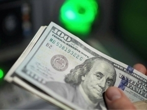 Dollar kursi yana tushdi