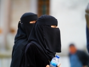 Qozog‘istonda burqa kiyganlik uchun jarima belgilanishi mumkin