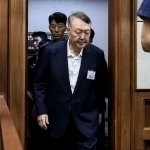 Janubiy Koreyaning sobiq prezidenti 30 yilga qamaldi