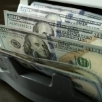 Доллар курси кўтарилди