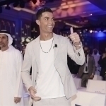 Ronaldu futbol tarixidagi birinchi milliarderga aylandi