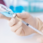 AQSHda koronavirus vaksinasining dastlabki sinov natijalari e’lon qilindi