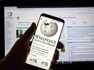 “Википедия” жаримага тортилди