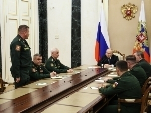 Putin Rossiya harbiy qo‘mondonligi tarkibini yangiladi