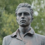 Rossiyada Usmon Nosirga haykal qo‘yildi