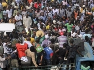 Nigeriyada tekin sovg‘a olmoqchi bo‘lgan 13 kishi halok bo‘ldi