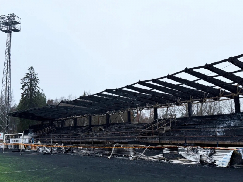 Финляндияда мухлислар клуб стадионини ёқиб юборди (видео)