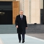 Мирзиёев Қувайтга боради