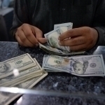 Dollar kursi yana pasaydi