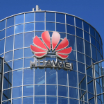 Huawei narxi deyarli 3000 “ko‘kat“ bo‘lgan yangi smartfonni namoyish qildi