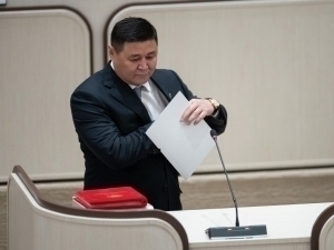 Қамчибек Ташиевнинг укаси депутатликдан кетади