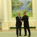 Shavkat Mirziyoyev sends a gift to Ramzan Kadyrov (video)