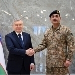 Shavkat Mirziyoyev Pokiston armiyasi Oliy Bosh qo‘mondoni bilan uchrashdi 