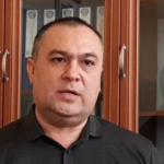 Farg‘onada IIB bo‘lim boshlig‘i xodimlariga advokatni olib chiqib tashlashni buyurdi