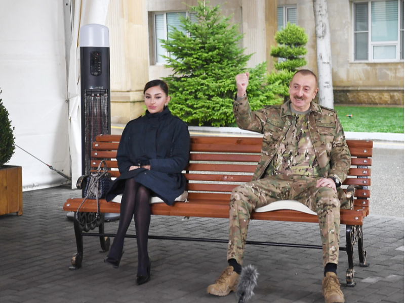 Aliyev Tog‘li Qorabog‘ga bordi