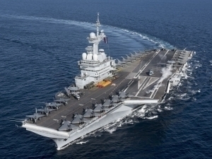 Fransiyaning yagona aviatashuvchisi O‘rta yer dengiziga yuborildi