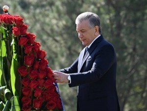 Shavkat Mirziyoyev participates in the commemoration ceremony of Islam Karimov