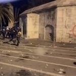 Turkiyada namoyishchilar tarixiy qabrlarni buzib tashladi (video)