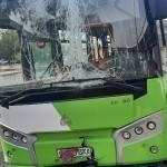 Тошкентда йўловчи автобуси бетон устунга урилди