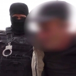 Uyatsiz videolarni tarqatish bilan “shantaj” qilgan erkak ushlandi (video)