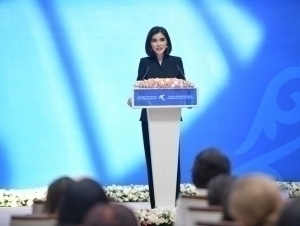 “Chinakam tenglikni ta’minlashda ortda qolyapmiz”. Saida Mirziyoyeva Bishkekdagi forumda qatnashdi