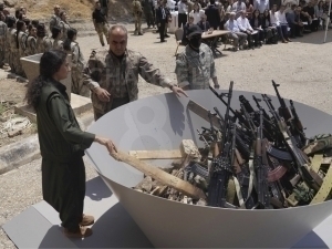 PKK ўз қуролларини ёқиб ташлади 