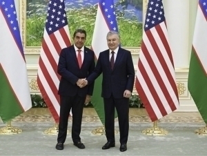 Mirziyoyevga Trampning tabrigi yetkazildi 