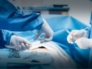 Farg‘onada shifokor adashib bemorning sog‘lom oyog‘ini kesib tashladi