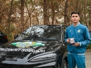 Нажмиддин Қосимхўжаевга Президент совғаси топширилди