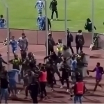Futbol uchrashuvida katta janjal: Hakam 17 ta qizil kartochka ko‘rsatdi (video)