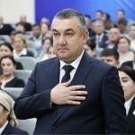 Oltinsoy tumaniga ham yangi hokim tayinlandi