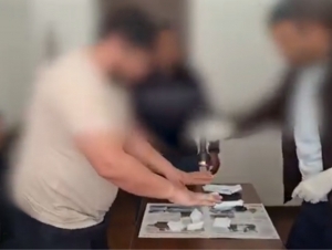 Namanganda Hajga yuborish uchun 13,5 ming dollar talab qilgan erkak qo‘lga tushdi