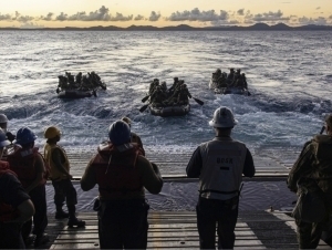 BAA urushga kirmoqchi: Amirlik Hormuz bo‘g‘ozini kuch bilan ochish payida