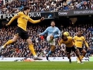 “Arsenal” ochko yo‘qotdi, “Siti” esa unga ancha yaqinlashib oldi. APLda raqobat avj olmoqda