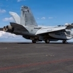 Quvayt AQSH qiruvchi samolyotlarini urib tushirdi