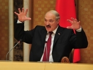 Мухолифат Беларусни босиб олиб, НАТО қўшинини киритмоқчи – Лукашенко