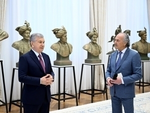 Исломободда ва Андижонда Бобурга ҳайкал қўйилади