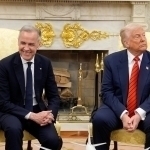 Канада Бош вазири Карни жонли эфирда Трампни масхара қилди (видео)
