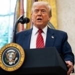 Трамп бойлар учун солиқни оширмоқчи