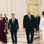 Zelenskiy Ozarbayjonda! Prezidentlar hududiy yaxlitlik masalasida “dardlashdi”