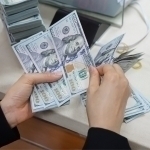 Dollarning rasmiy kursi ko‘tarildi