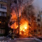 Новосибирскда кўп қаватли уй портлади. Қурбонлар бор 